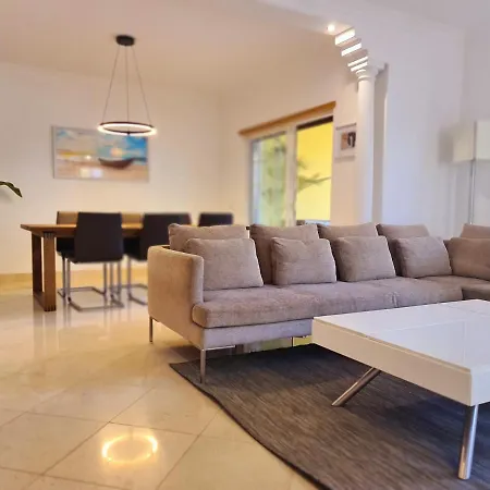 Homefield Gardens By Hnm