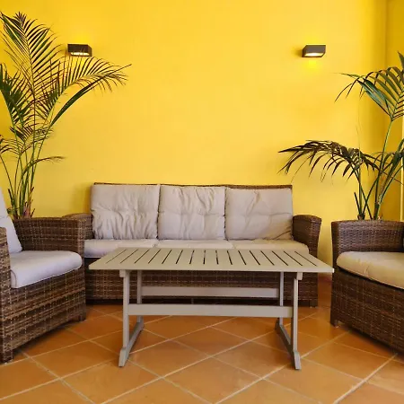 Homefield Gardens By Hnm * Conceição